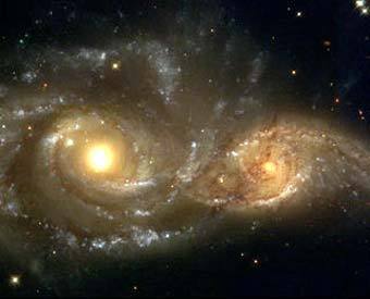 ���������� ��������� NGC 2207, ��������� ������� - � ����� hubblesite.org