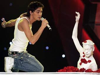     "-2006",  AFP.