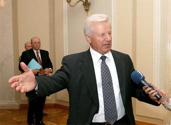 ��������� �����. ���� � ����� razom.org.ua.