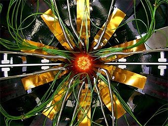 ���� CERN