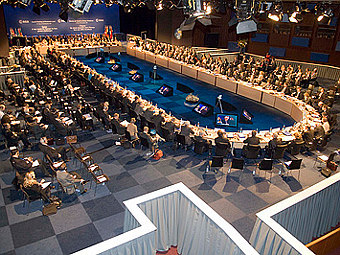 Заседание съезда министров. Фото с сайта ESA