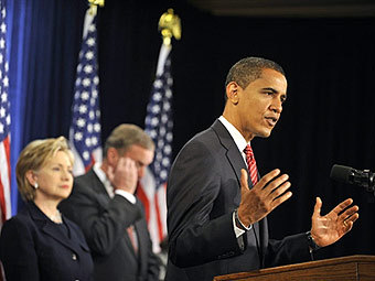 Барак Обама представляет своих будущих министров на пресс-конференции 1 декабря. Фото ©AFP