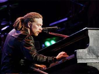 ������ ����, ���� �� �������� Guns N'Roses �� MySpace