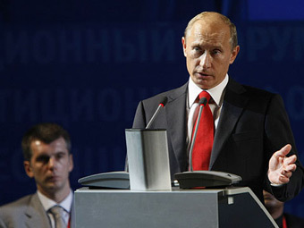 Михаил Прохоров и Владимир Путин. Фото с сайта premier.gov.ru 