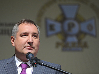 Дмитрий Рогозин выступает на съезде Общероссийской общественной организации 