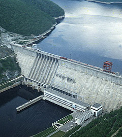 Рогунская ГЭС. Фото с сайта UzA 