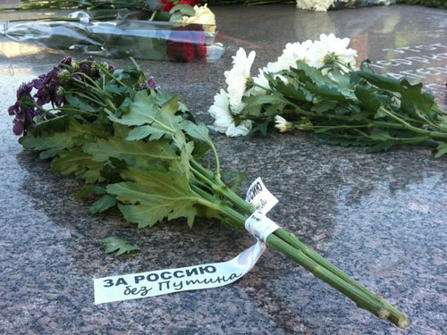 На Лубянке задержаны Навальный, Собчак, Яшин и Удальцов. Полиция разгоняет собравшихся 