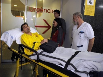 Давид Вилья после матча с "Аль-Саддом", в котором он получил травму. Архивное фото (c)AFP