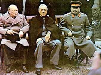 Черчилль, Рузвельт и Сталин на Ялтинской конференции, фото с сайта wikipedia.org