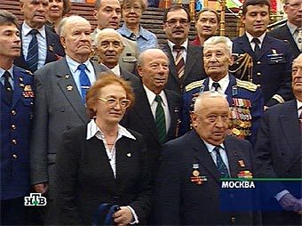 Ветераны "Нормандии-Неман" в Москве. Съемки НТВ