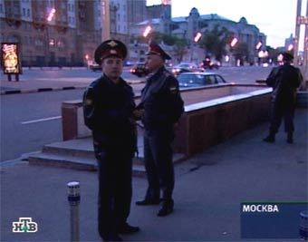 Из-за ссоры один милиционер выстрелил в другого