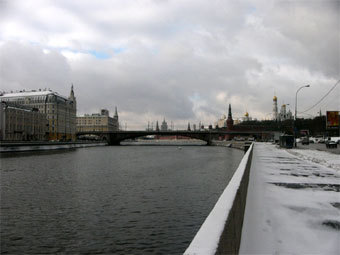 Вид на Москва-реку. Фото Артура Рау, Lenta.Ru, архив
