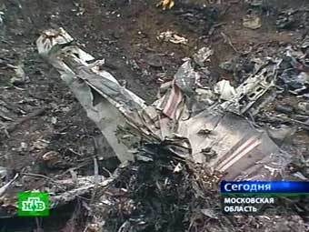 Обломки Cessna, разбившегося в Московской области, кадр телеканала НТВ, архив