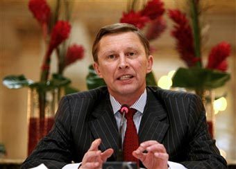 Министр обороны РФ Сергей Иванов. фото AFP