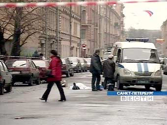 На месте убийства студента в Санкт-Петербурге. Съемка телееканала "Россия"