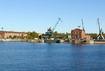 Кронштадт - территория Ленинградской военно-морской базы. Фото с сайта promzona.vov.ru