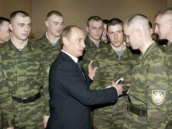 Владимир Путин на встрече с военнослужащими. Фото AFP