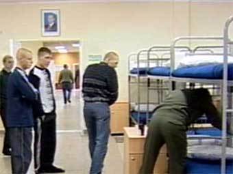 Призывники в казарме. Кадр НТВ, архив