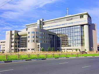 Здание ОАО "Сургутнефтегаз". Фото с сайта surgut.wsnet.ru 