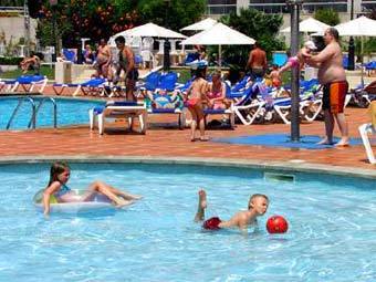 ���� Reuters 