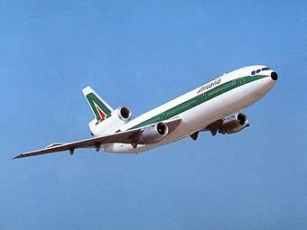 ������� �������� Alitalia. ���� � ����� jetphotos.com  