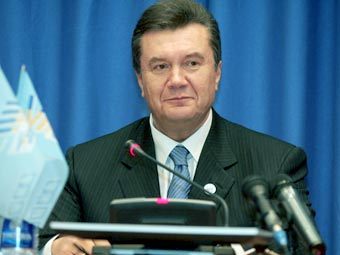 В Партию регионов приняли десятилетнюю харьковчанку