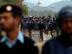 Подозреваемый британский террорист бежал из-под стражи в Исламабаде