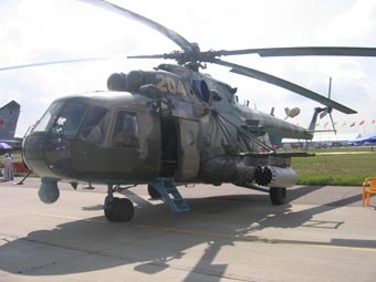 Вертолет Ми-8. Фото Павла Астахова, "Лента.Ру"