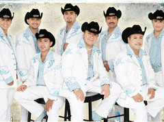 За полтора года в Мексике убили 13 исполнителей национальной музыки