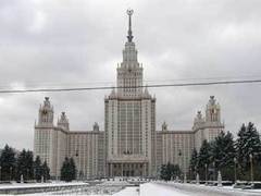 Студент МГУ выбросился из окна 21-го этажа здания на Воробьевых горах