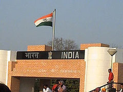 Индийские войска на границе с Пакистаном приведены в повышенную готовность