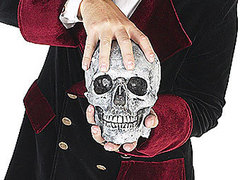 В туалете школы-студии МХАТ нашли мертвого студента