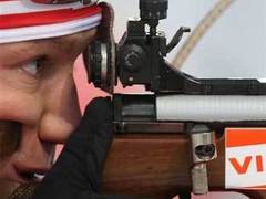 Максим Чудов выиграл серебро в биатлонном спринте