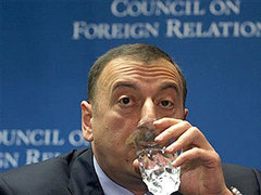 Ильхам Алиев отказался ехать на инаугурацию Саакашвили