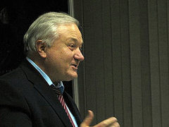 Престижная премия по астрономии присуждена двум русским ученым и одному американскому