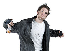 Британским супермаркетам запретят продавать алкоголь по дешевке