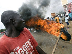 В кенийских беспорядках погибли семь человек
