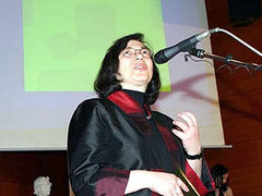 Прокуратура требует очного суда над Асламазян