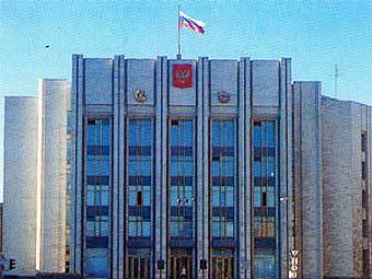 Здание администрации Ленинградской области. Фото с сайта lenobl.testing.spb.ru