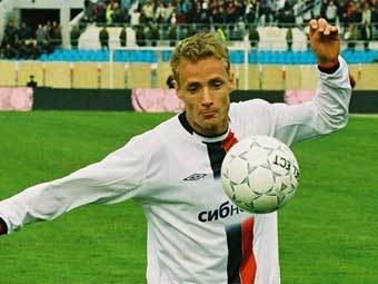  2004 .     .  red-army.ru