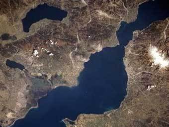 Залив Патраикос. Спутниковый снимок NASA Залив Патраикос. Спутниковый снимок NASA