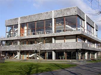 Здание Конституционного суда Германии. Фото Тобиаса Хелфриха с сайта wikipedia.org