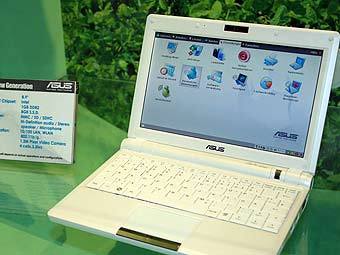 Asus Eee PC     8,9 .    frageek.com 