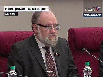 Владимир Чуров на пресс-конференции, посвященной итогам выборов президента РФ. Кадр телеканала "Вести 24"