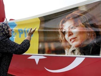   .   AFP