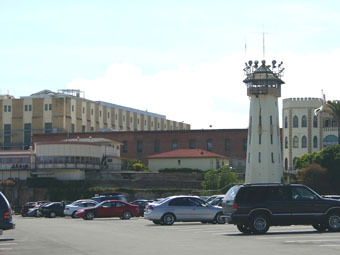 ������ San Quentin. ���� ������������ Jjz3d83 � ����� Wikipedia.org