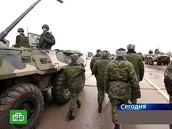 Репетиция парада с участием бронетехники. Кадр телеканала НТВ, архив