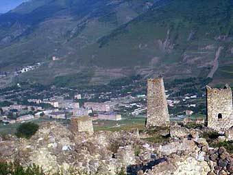  .  Slavik Ivanov   wikipedia.org