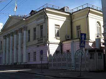 Здание посольства Ирана в Москве. Фото с сайта onfoot.ru