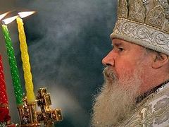 Киев запретили украшать изображениями Алексия II